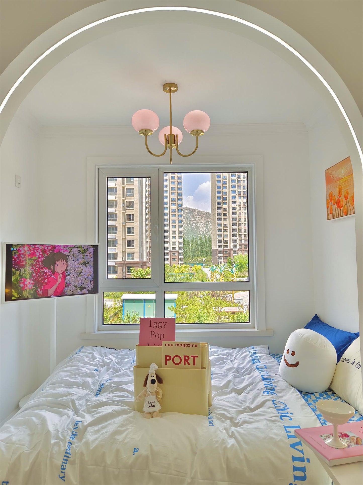 Decorative Pendant Chandelier | Marshmallow-Inspired Design